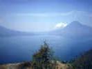 Blick_LagoAtitlan.jpg (21828 Byte)